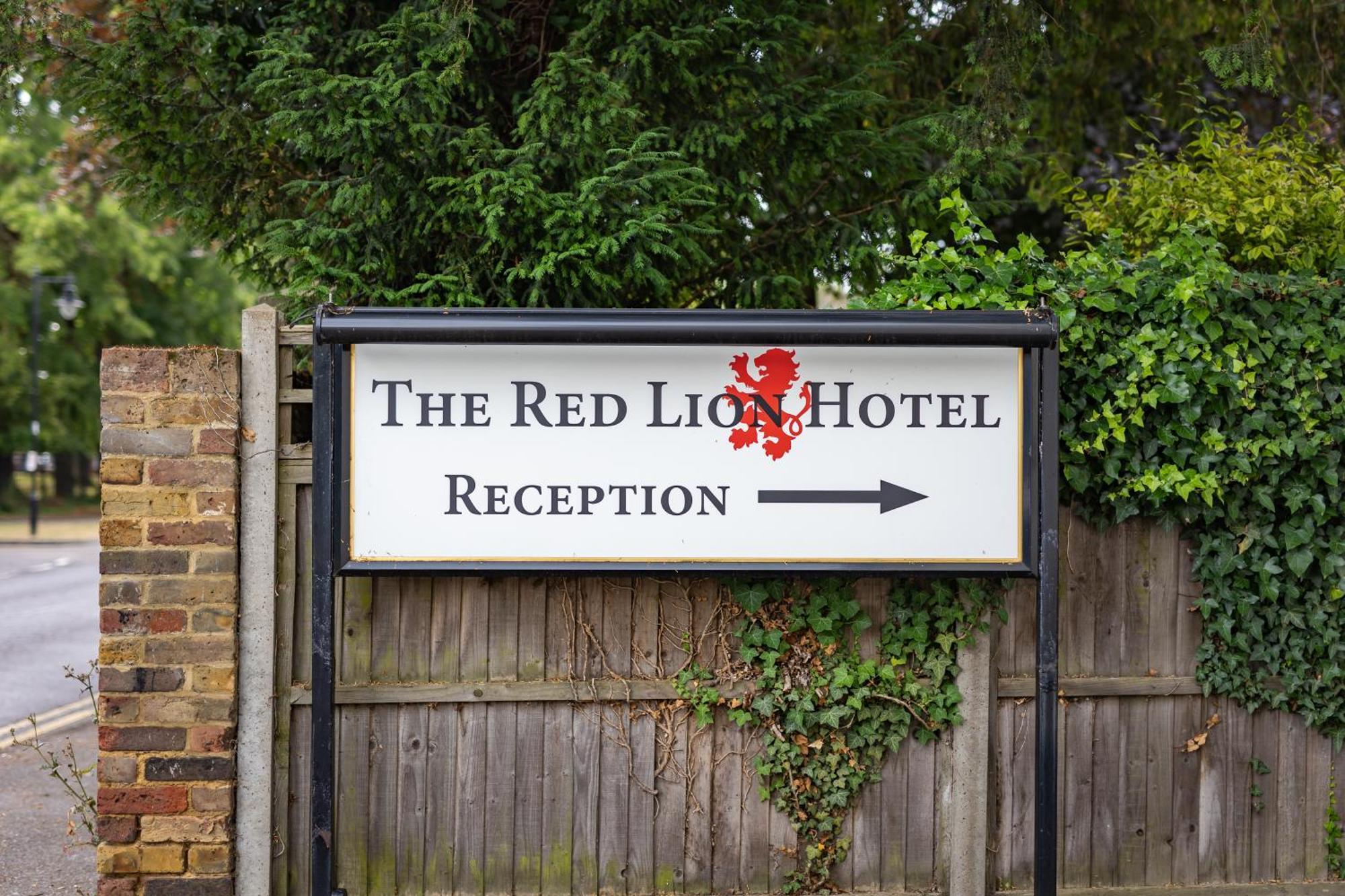 The Red Lion Hotel Hillingdon Ngoại thất bức ảnh