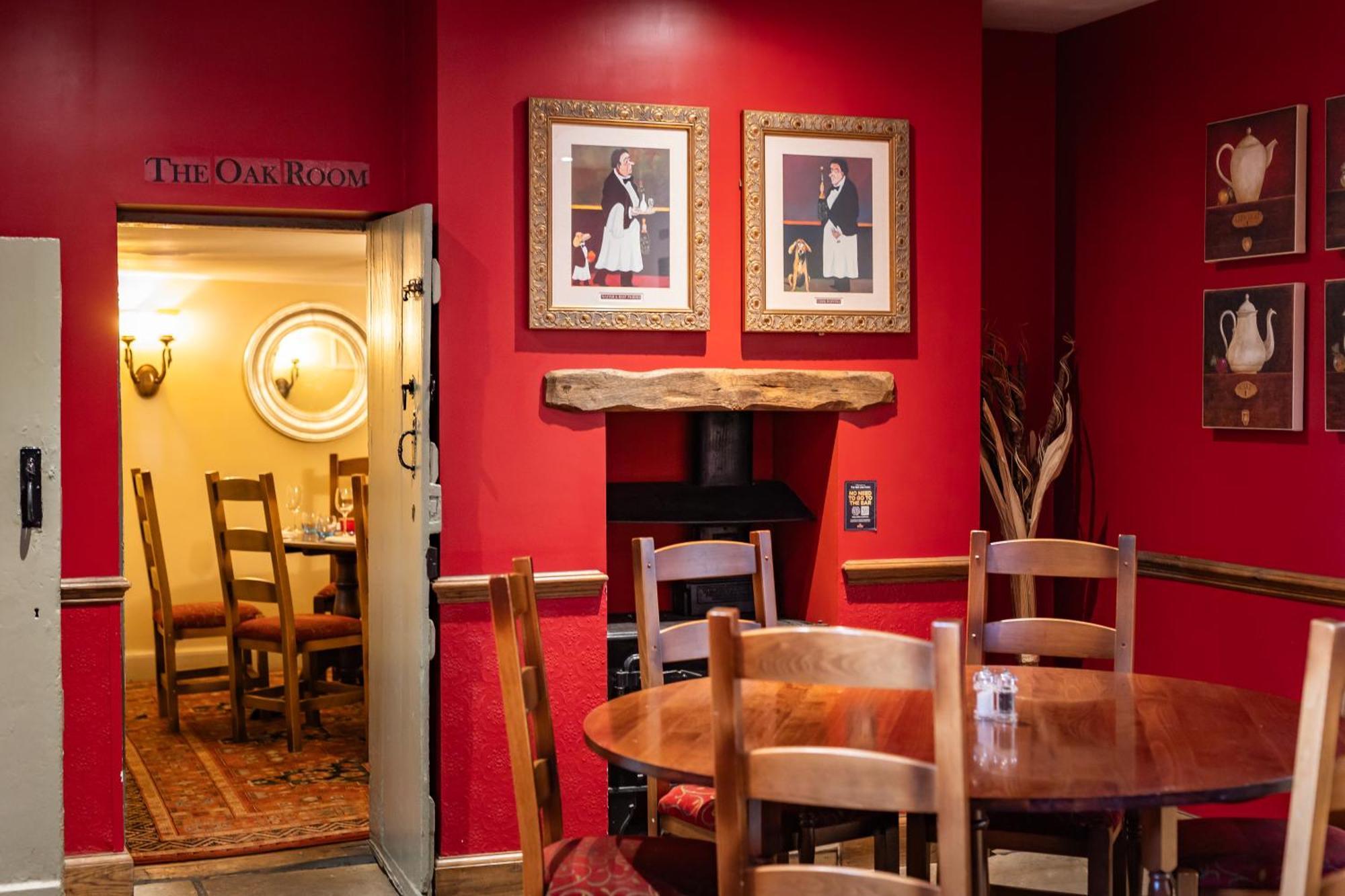 The Red Lion Hotel Hillingdon Ngoại thất bức ảnh